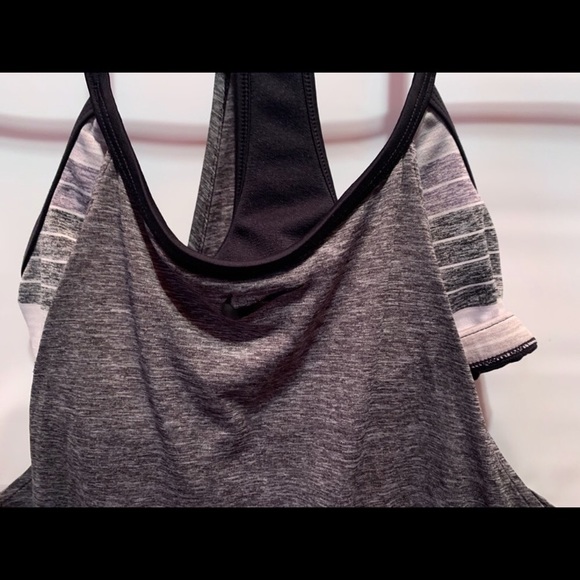 NIKE Women’s Workout Top - Picture 2 of 7
